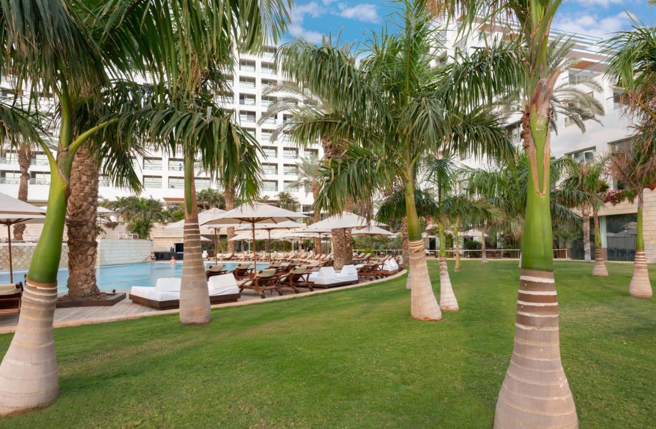 イスロテル デッド シー ホテル エイン・ボケック エクステリア 写真 The Palm Beach Club